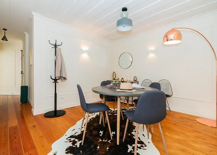 Stunning & Modern 2 Bedroom In Chiado Apartamento *
